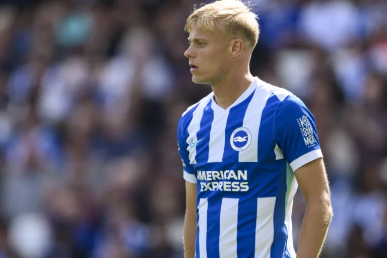 Jan Paul van Hecke avec Brighton @Alamy