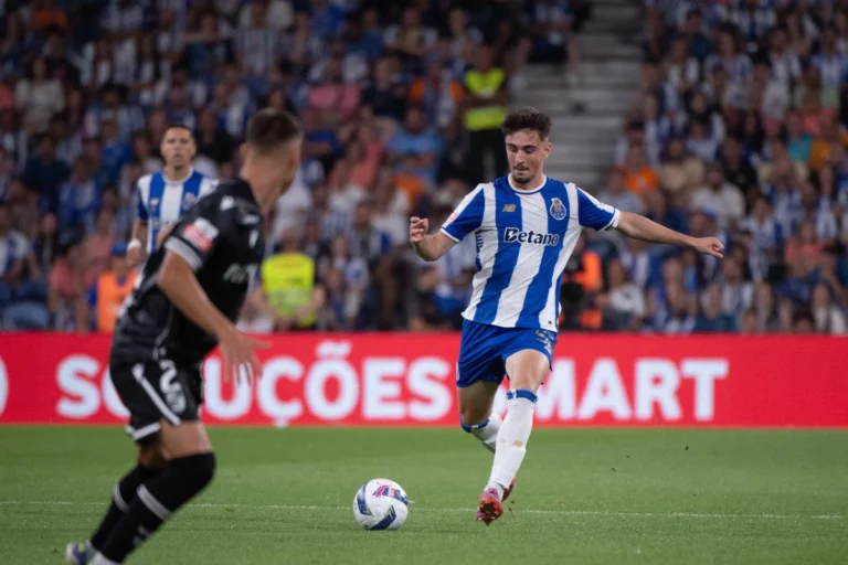 Martim Fernandes visé par le PSG ©Alamy
