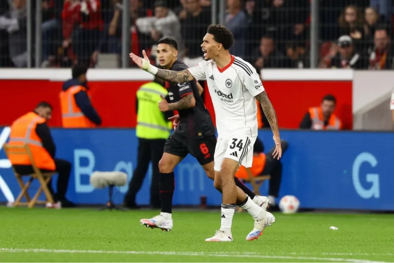 Nnamdi Collins sous le maillot de Francfort @Alamy