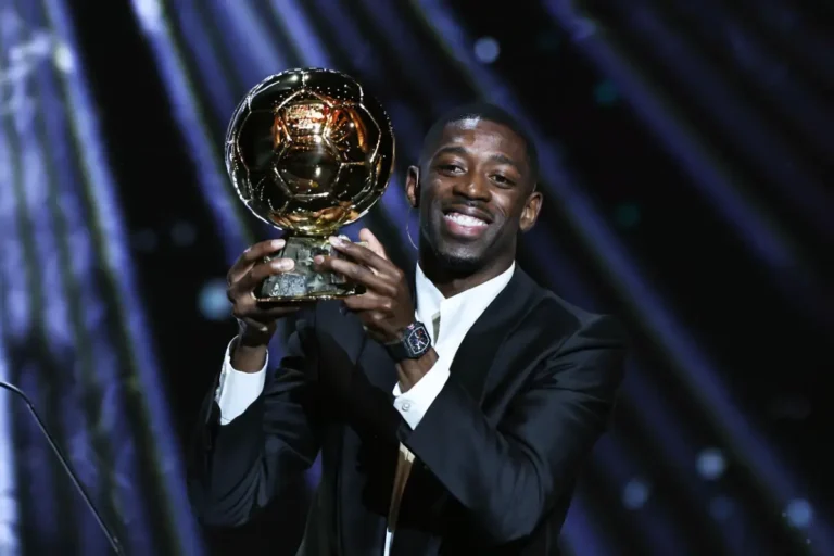 PSG : Dembélé pose un geste touchant avec son Ballon d'Or