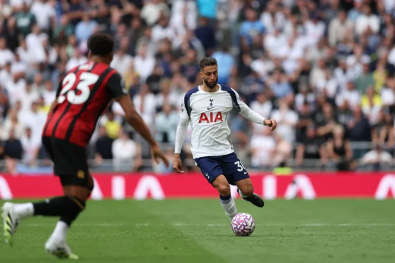 Rodrigo Bentancur avec Tottenham @Alamy