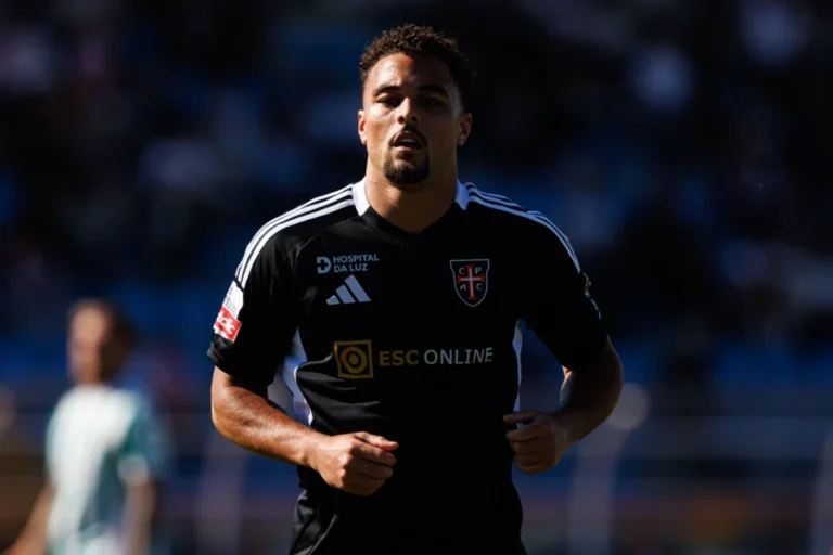 Ruben Kluivert veut jouer plus ©Alamy