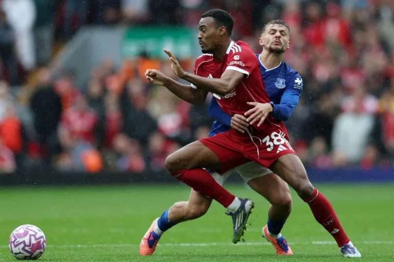 Ryan Gravenberch avec Liverpool @Alamy