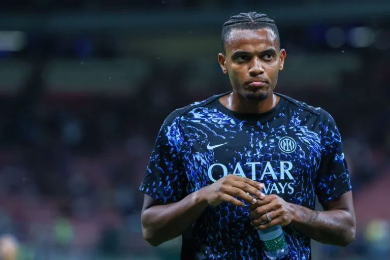 Manuel Akanji veut rester l'Inter Milan ©Alamy