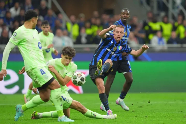 Davide Frattesi sous le maillot de l'Inter Milan @Alamy