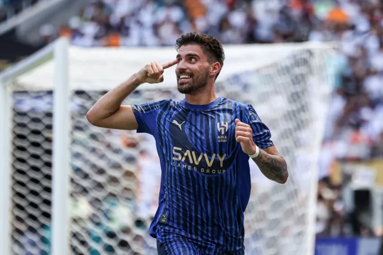 Ruben Neves sous le maillot d'Al Hilal @Alamy