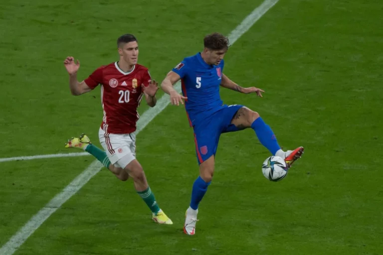 John Stones sous le maillot de l'Angleterre @Alamy