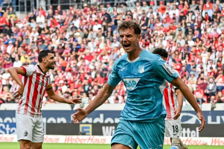 Fisnik Asllani visé par Chelsea ©Alamy