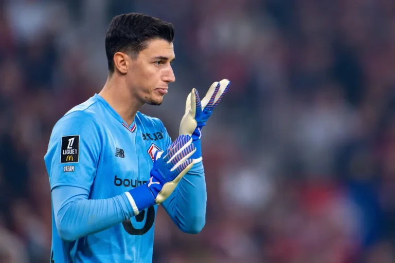 Berke Özer défie la Fédération turque