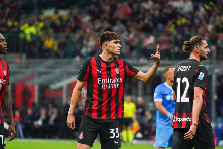 Davide Bartesaghi avec le Milan AC @Alamy