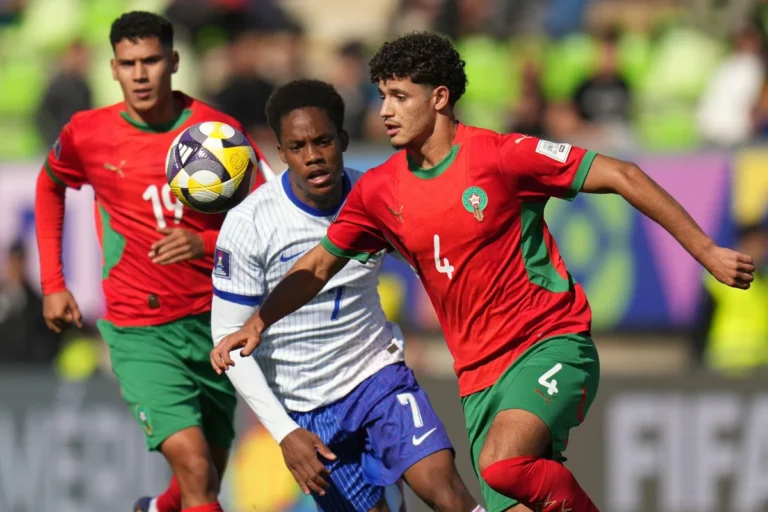 Ismaël Baouf avec les U20 du Maroc @Alamy