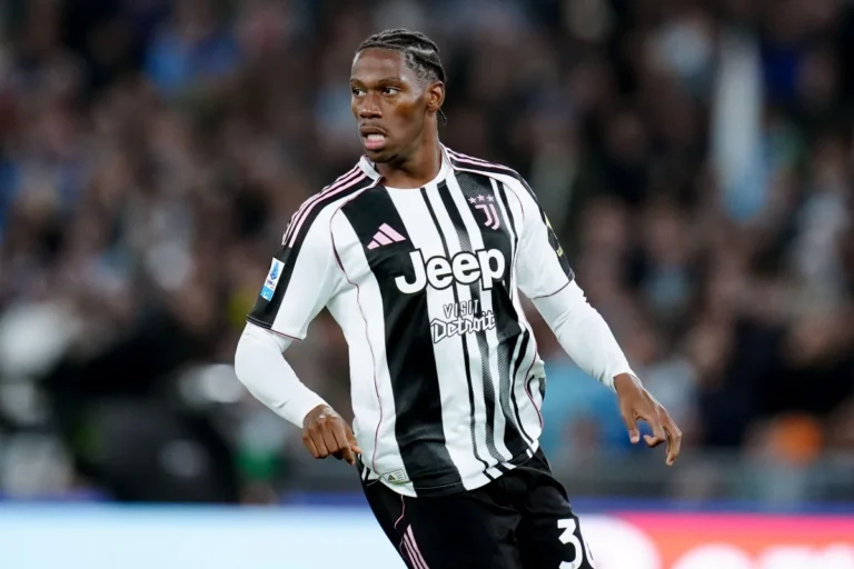 Jonathan David sous le maillot de la Juventus @Alamy
