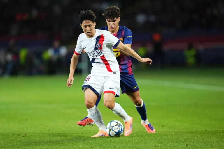 Kang In Lee avec le PSG @Alamy