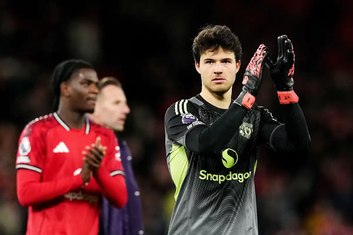 Senne Lammens et le fan “TheUnitedStrand” : une histoire insolite qui fait vibrer Manchester United