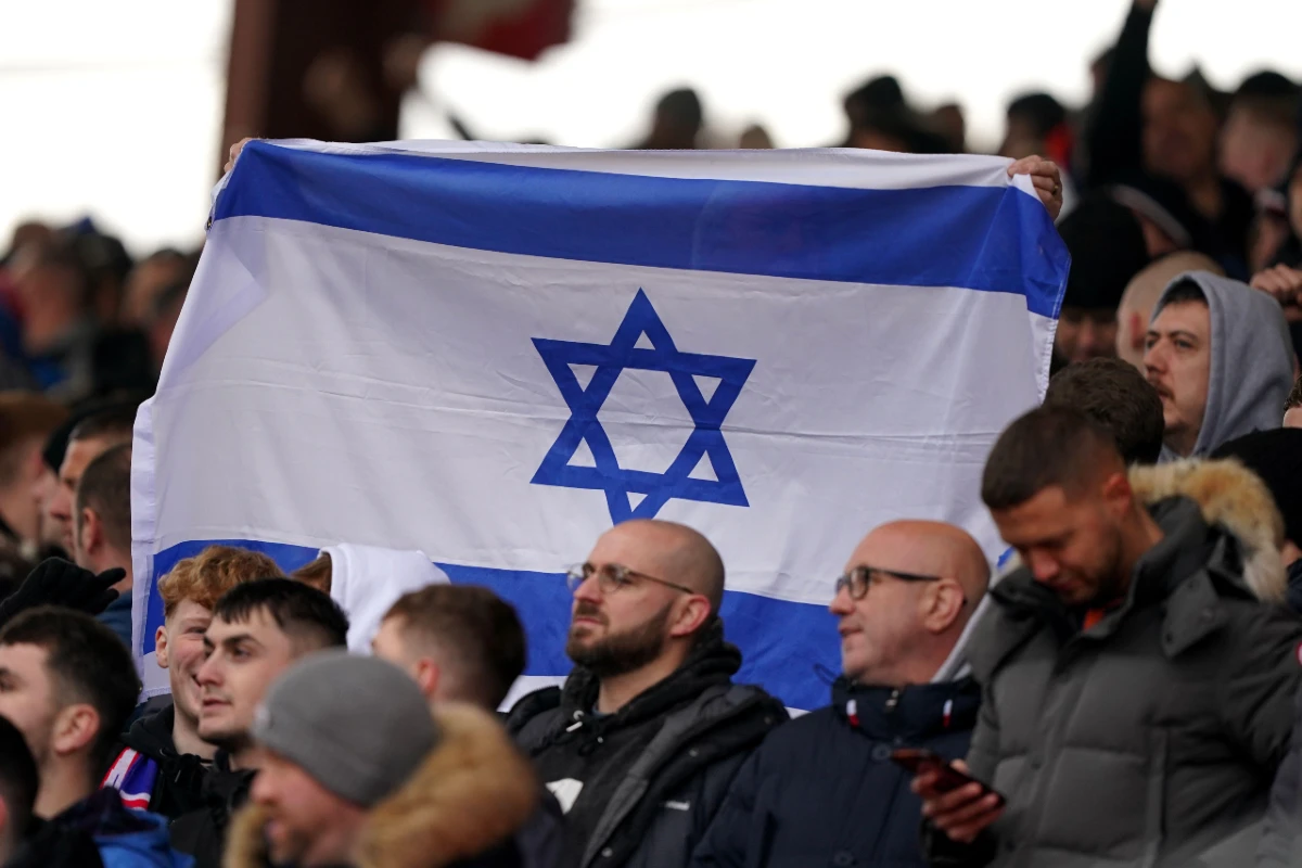 Le gouvernement britannique fait la guerre à Aston Villa à cause d'Israël