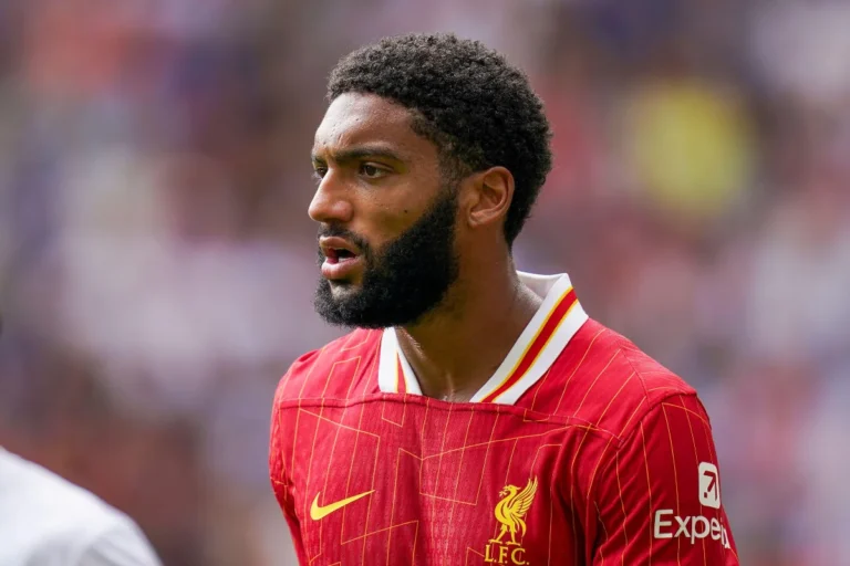 Liverpool : un défenseur fait rêver Milan