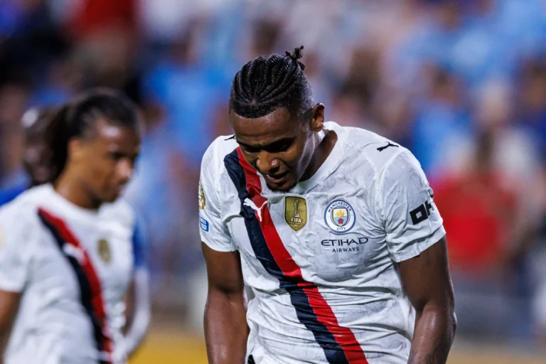 Man City : un défenseur face à une mission difficile