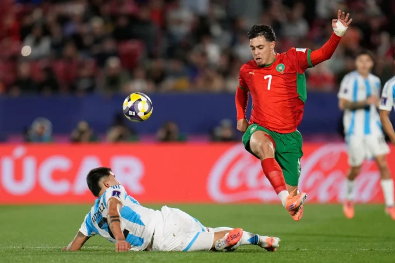 Othmane Maamma avec les U20 du Maroc @Alamy