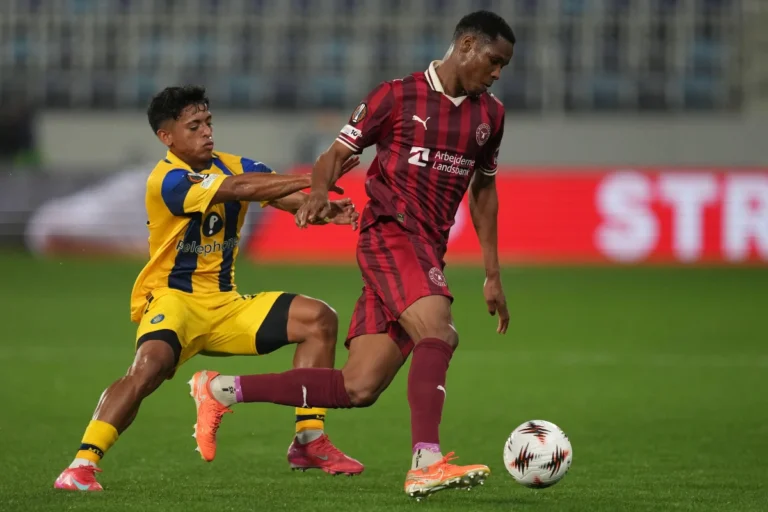 Ousmane Diao sous le maillot de Midtjytlland @Alamy