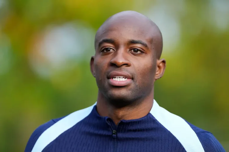 Vidéo : un attaquant français attaqué à cause d'une interview