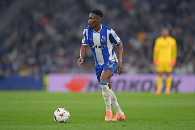 Zaidu Sanusi avec le FC Porto @Alamy