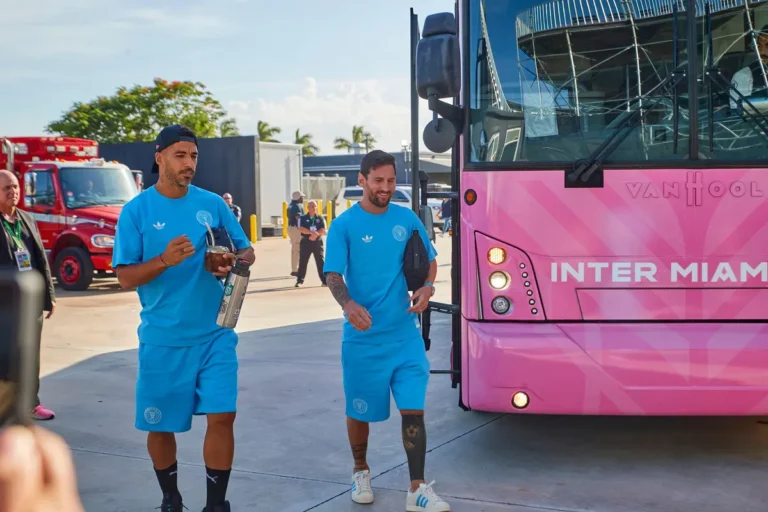 Lionel Messi et Luis Suarez écrivent l'histoire