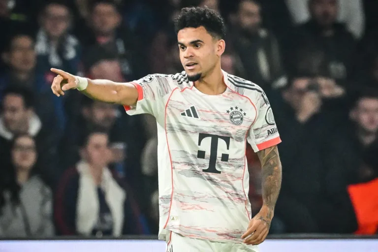 Luis Diaz sanctionné par l'UEFA ©Alamy