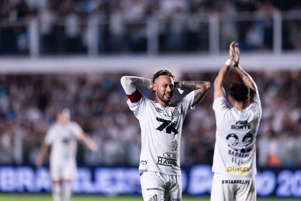 Brésil : Neymar et Santos s'offrent un sursis contre la relégation