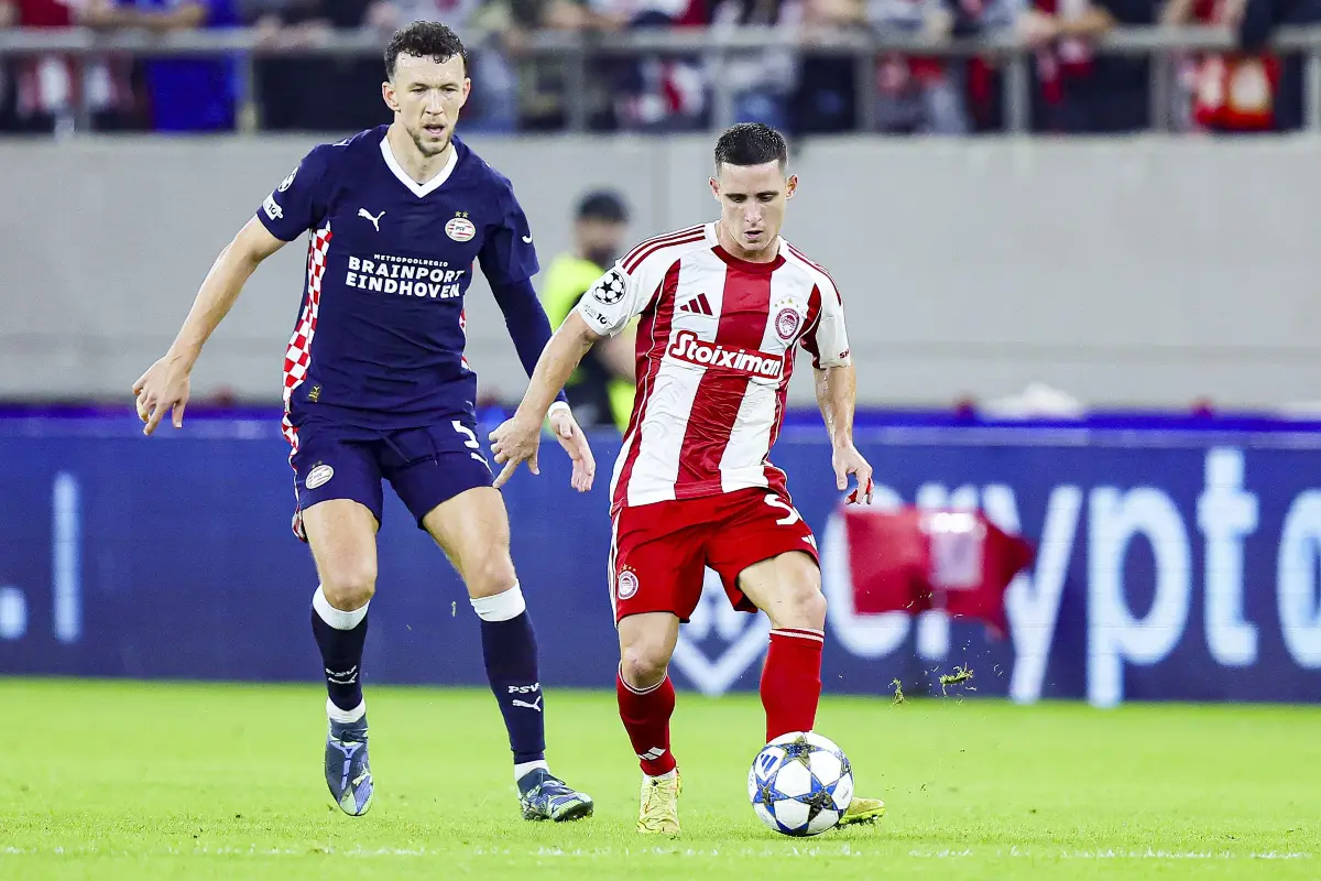 Manchester United et Arsenal visent la pépite Christos Mouzakitis