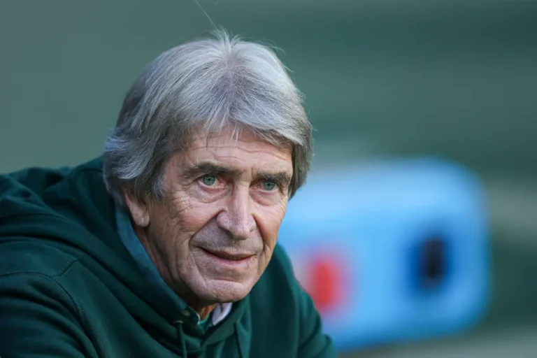 Liga : à 72 ans, un entraîneur prolonge