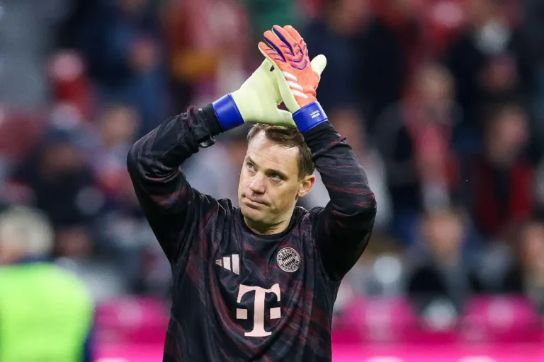 Manuel Neuer défie l'âge