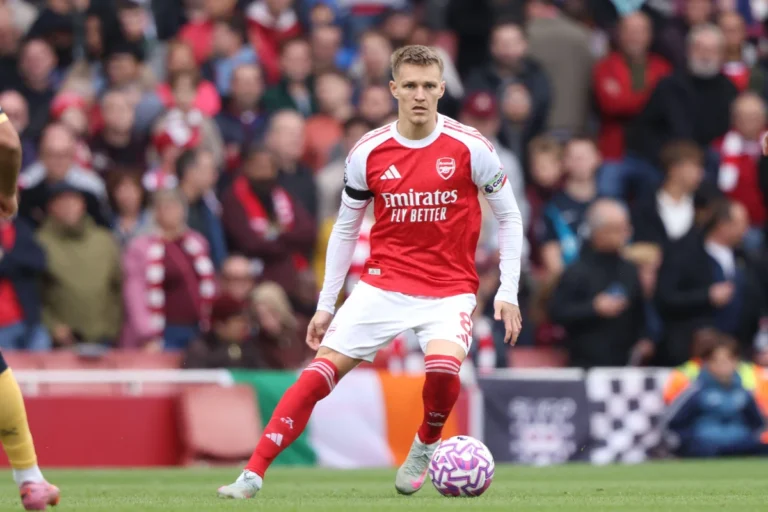 Martin Odegaard sous le maillot d'Arsenal @Alamy
