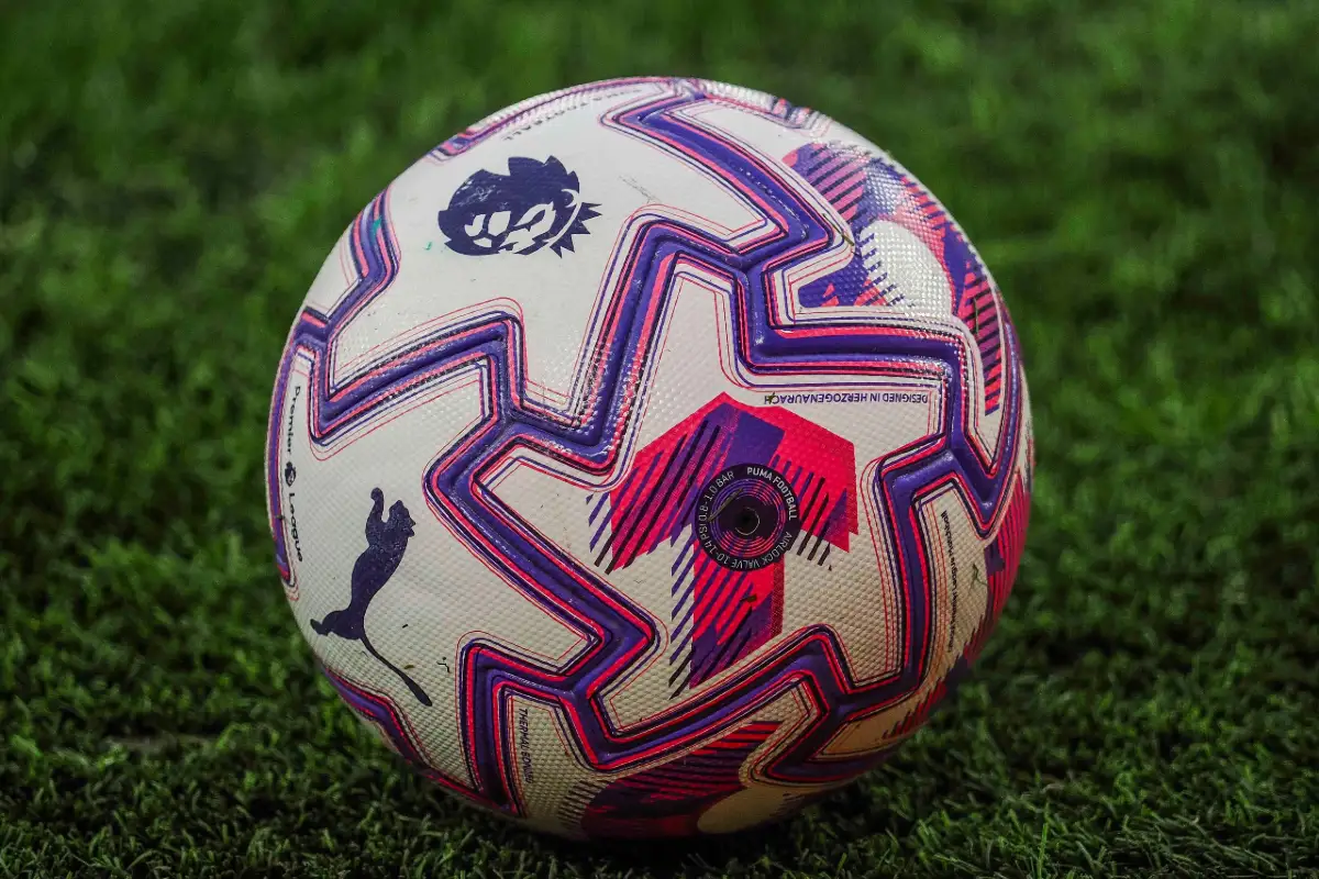 Premier League : un joueur menacé avec une arme à feu