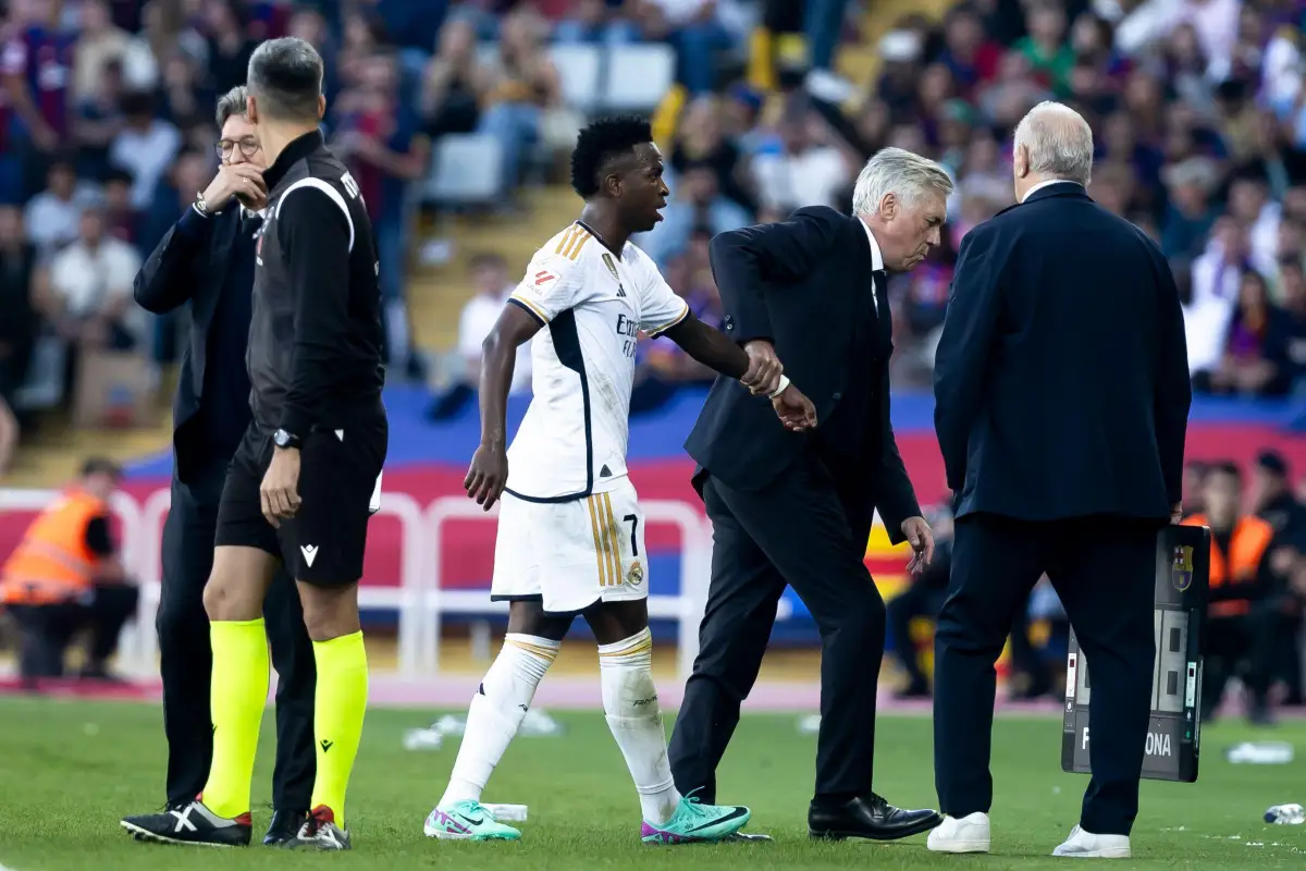 Real Madrid : Ancelotti recadre sèchement Vinícius