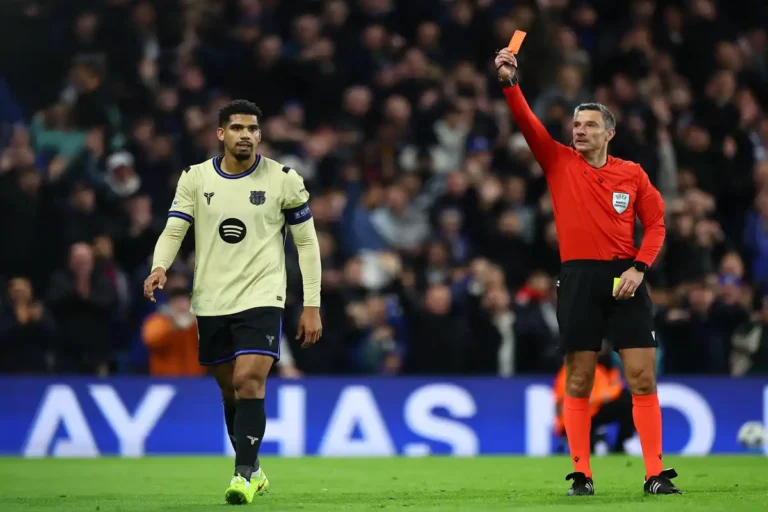 Araujo, symbole d'une équipe au bord du gouffre