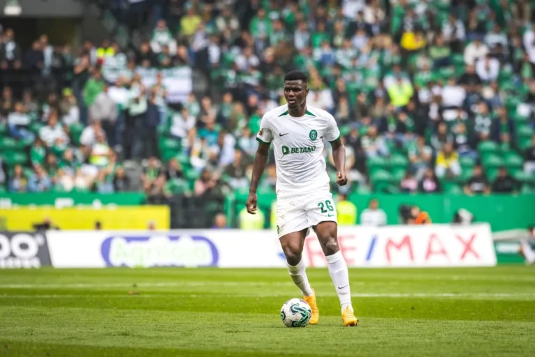 Ousmane Diomande sous le maillot du Sporting @Alamy