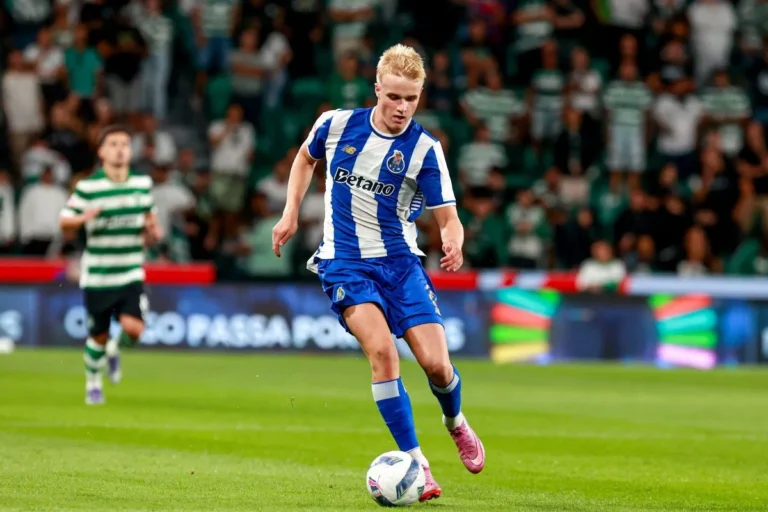 Victor Froholdt visé par Chelsea ©Alamy