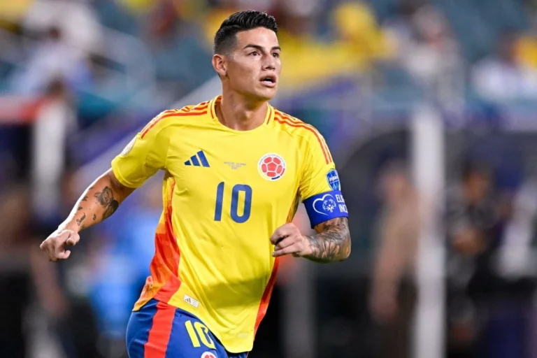 James Rodriguez sous le maillot de la Colombie @Alamy
