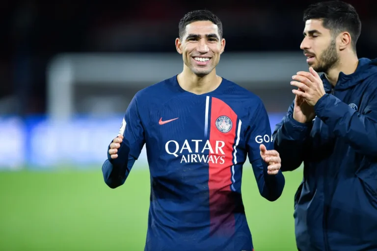 Achraf Hakimi réagit à la présence de Kylian Mbappé au Maroc