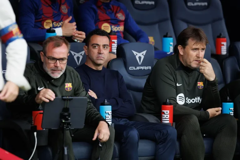 Xavi se voit offrir un poste en Premier League