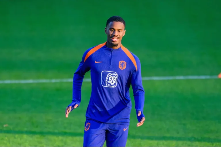 Chelsea : Ce défenseur néerlandais prépare ses valises