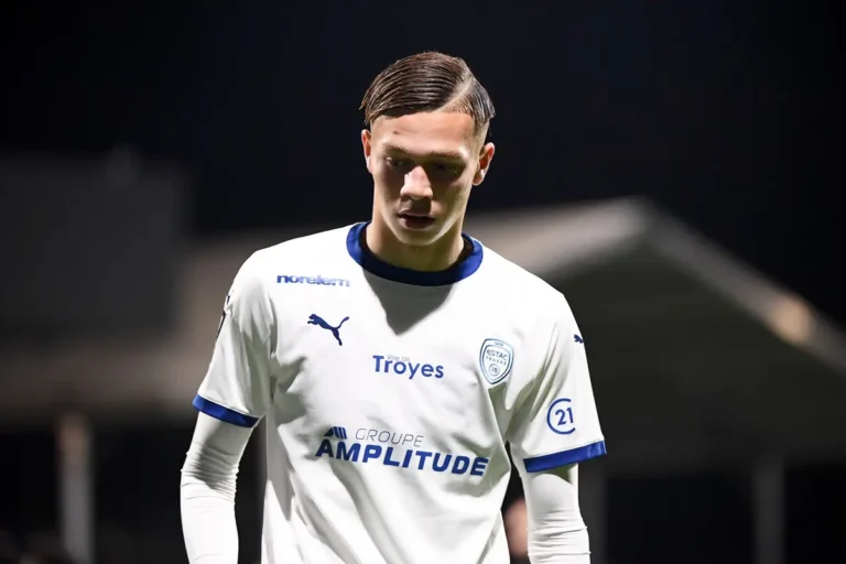 Man City se met toute l'Europe à dos pour une pépite de Ligue 2