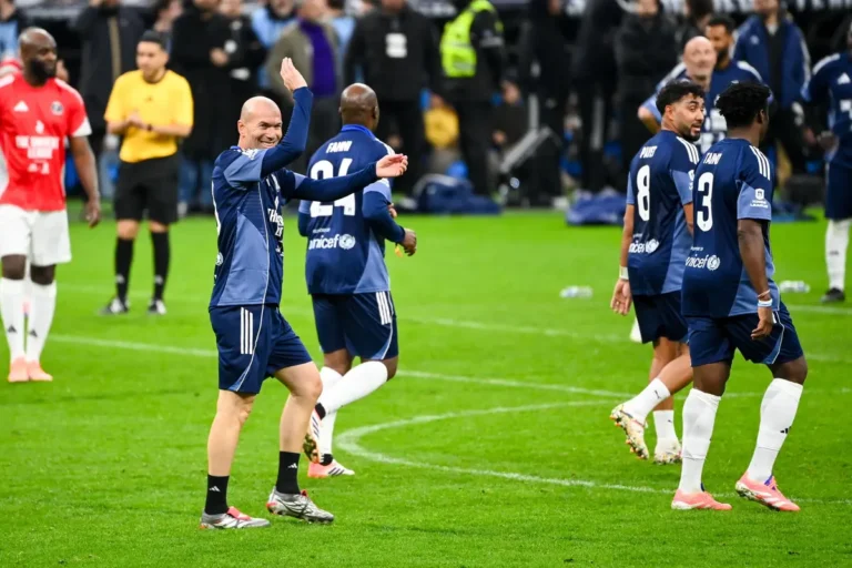 CAN 2025 : Zinedine Zidane au chevet des Fennecs