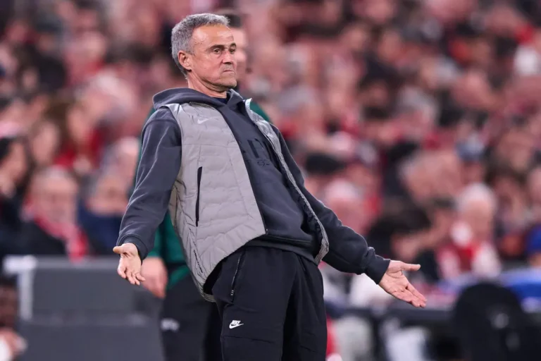 La réaction lunaire de Luis Enrique à la blessure de Matvey Safonov