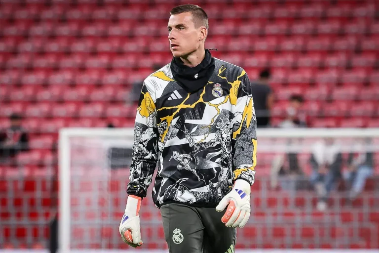 Andriy Lunin avec le Real Madrid