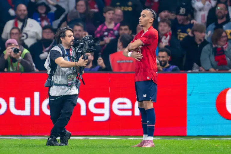 Ethan Mbappé encensé par Bruno Génesio ©Alamy