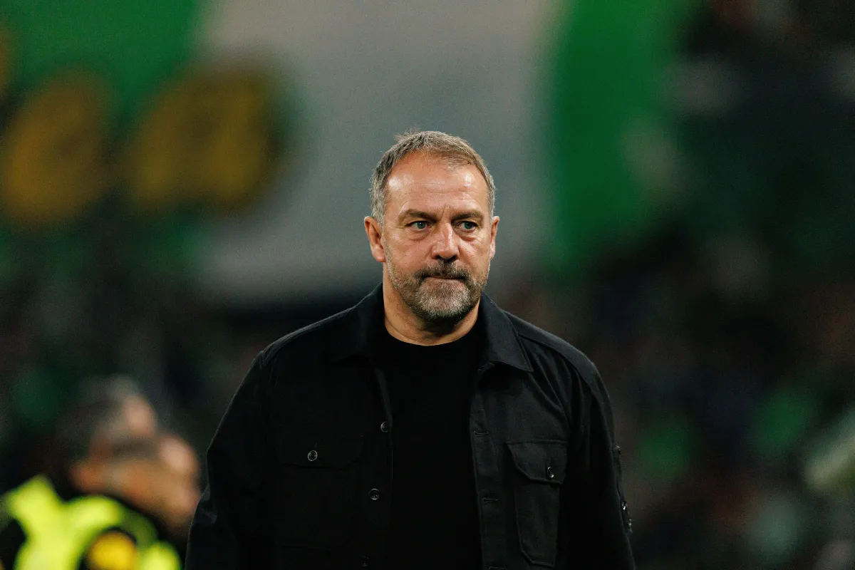 FC Barcelone : Hansi Flick tient la taupe de son vestiaire