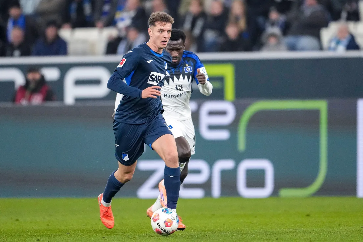 Chelsea : Un attaquant de Bundesliga dans le viseur