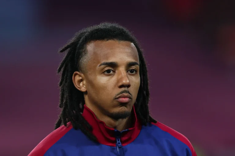 Koundé brise le silence sur sa position