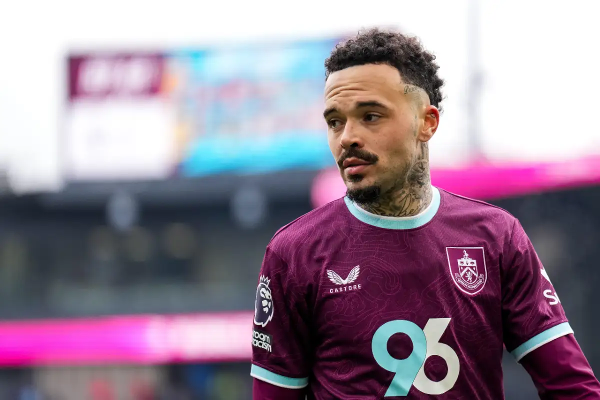 L&rsquo;Ajax contacte un défenseur de Premier League